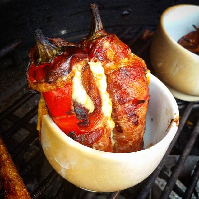 11417354_976125385763048_345182532_n