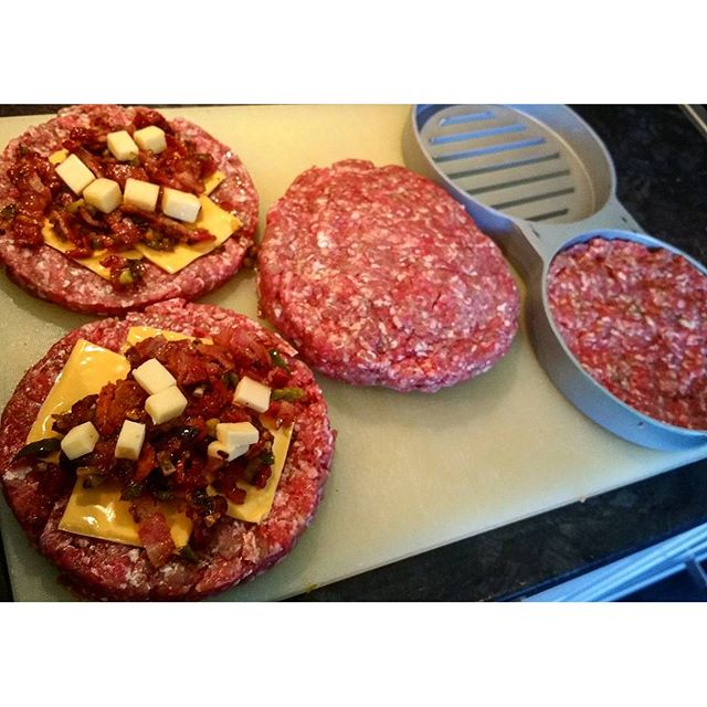 11427318_1676072185947092_1552234873_n