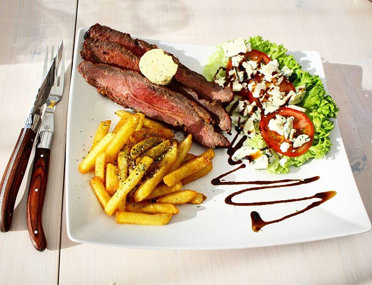 13741353_1768036613442721_797003730_n